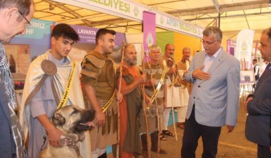 İzmir’de, Afşin’in güzellikleri tanıtıldı