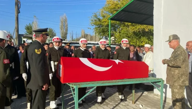 Afşin’de Trafik Kazasında Hayatını Kaybeden Söz. Er Musa Çağlar Son Yolculuğuna Uğurlandı