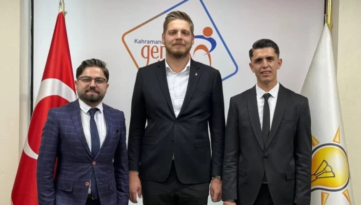 AK Parti Afşin İlçe Gençlik Kollarında Bayrak Değişimi