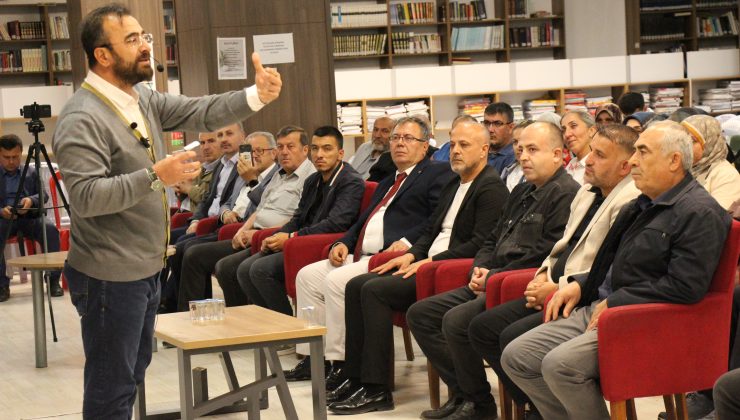 Afşin’de “Yeniden Aileye Sığınmak” Konferansı Düzenlendi