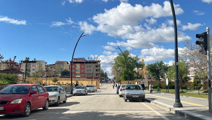 Afşin’de Rezerv Alanındaki Çalışmalara Bayram Molası, Atatürk Caddesi Trafiğe Açıldı