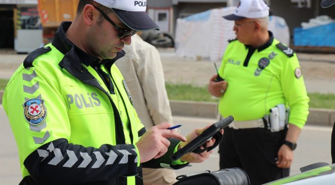 Afşin’de Trafik Denetimlerinde 237 Sürücüye Ceza!