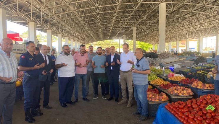 Afşin Protokolü Pazar Yerinde Esnafla Buluştu