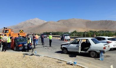 Afşin’de Son Bir Haftada Trafik Kazalarında 2 Kişi Hayatını Kaybetti, 15 Yaralı