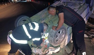 Afşin’de İki Otomobil Çarpıştı, 10 Yaralı