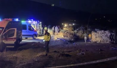 Göksun’da Feci Kaza, İşçi Servisi Şarampole Devrildi, 2 Ölü 10 Yaralı