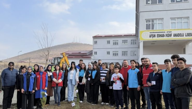 Afşin’de Şehitlerimizin Aziz Hatırasına Fidanlar Toprakla Buluştu