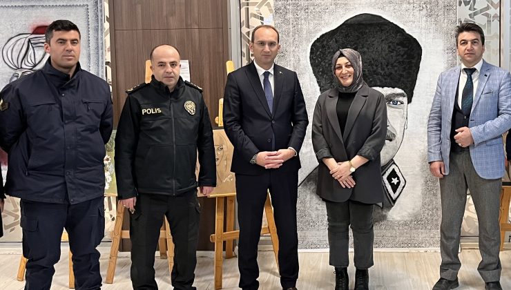 Kaymakam Sarıdoğan’dan Halı Temalı Resim Sergisine Ziyaret