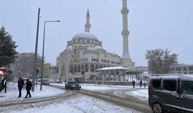 Afşin’de Cuma Gününe Kar Yağışı Uyarısı