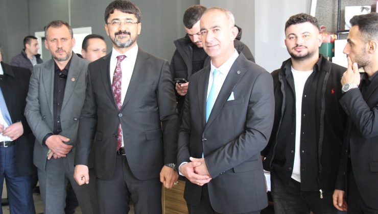 Afşin Esnaf ve Sanatkârlar Odası’nda Emrah Gümüş Güven Tazeledi