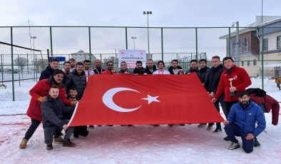 Afşin’de 3×3 Kar Voleybolu Turnuvası Büyük Heyecana Sahne Oldu