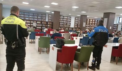 AFŞİN’DE POLİS VE OKUR EL ELE, SİBER TUZAKLARA KARŞI KÜTÜPHANEDE EĞİTİM