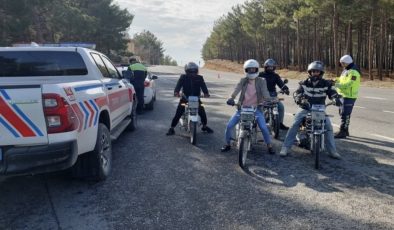 Jandarma Trafik Timlerinden Geniş Kapsamlı Denetim Seferberliği