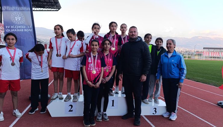 Teaş İstiklal Ortaokulu’ndan Büyük Başarı, Gelenek Bozulmadı!