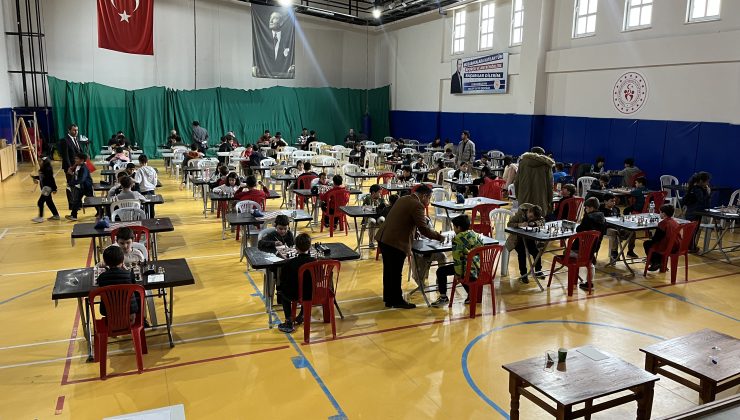 AFŞİN’DE 18 MART COŞKUSU SATRANÇ TURNUVASIYLA TAÇLANDI