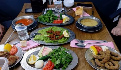 Afşin’de Lezzetin Adresi, Maraş Paça 7/24 Hizmette!