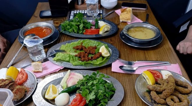 Afşin’de Lezzetin Adresi, Maraş Paça 7/24 Hizmette!