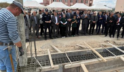 Afşin’de Tatbikat Camii İçin Temel Atma Töreni Gerçekleştirildi