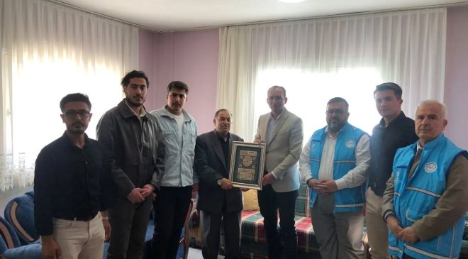 “Büyüklerimize Vefa Zamanı” Projesi Gönüllere Dokunuyor
