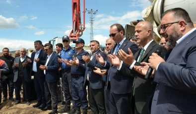 Erçene Mahallesi’nde 250 Kişilik Caminin Temeli Dualarla Atıldı