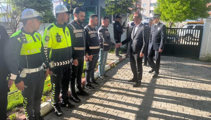 Kaymakam Sarıdoğan’dan Bayram Mesaisindeki Polis ve Jandarmaya Ziyaret
