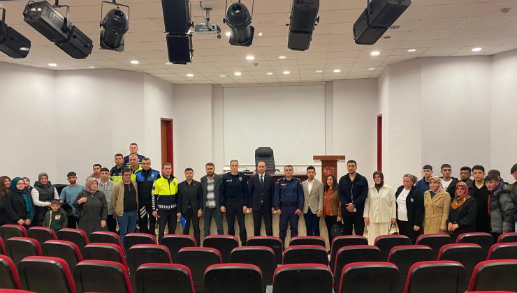 Afşin’de Geleceğin Sürücülerine Bilgilendirme Toplantısı Yapıldı