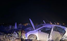 Afşin’de Trafik Kazası, Araç Yoldan Çıkarak Direğe Çarptı