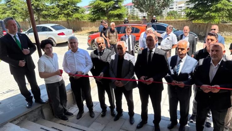 Afşin Fen Lisesi’nde Yıl Sonu Resim Sergisi Sanatseverlerle Buluştu