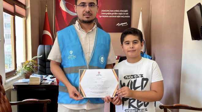 Minik Asaf’tan Büyük Yürek, Biriktirdiği Harçlıklarla Su Kuyusu İçin Bağış Yaptı
