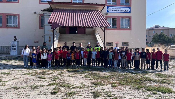 Afşin’de Çocukların Güvenliği İçin Emniyet ve Jandarma Sahada